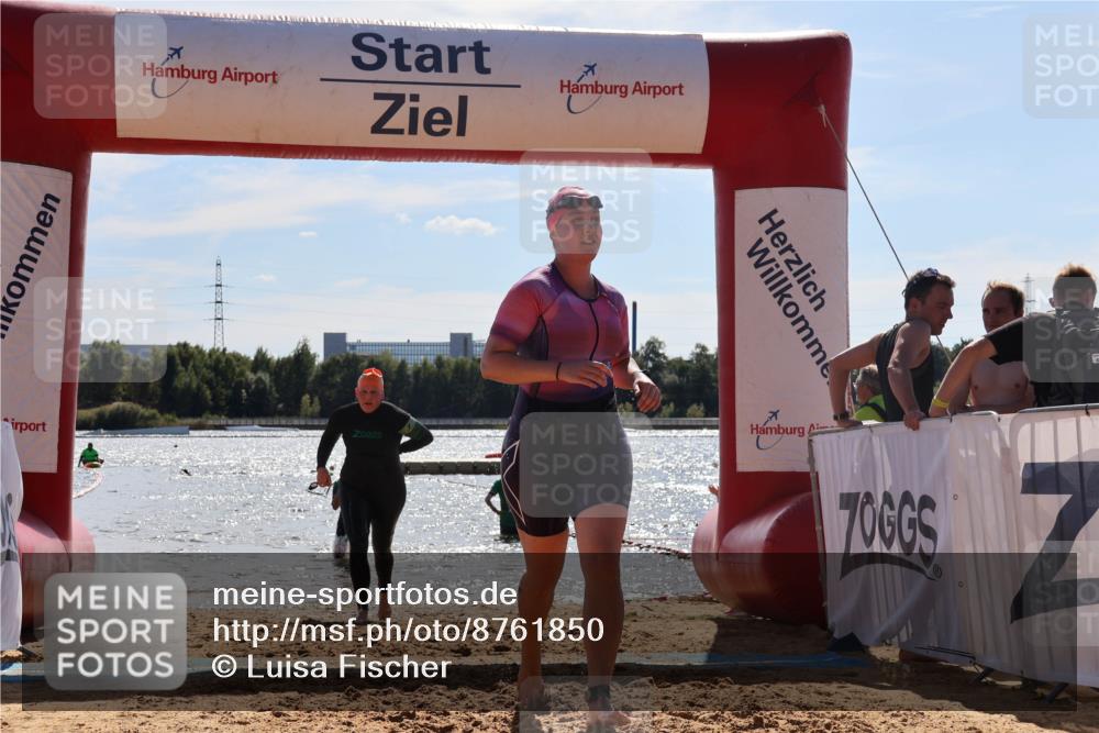 07.09.2025 - 19. Norderstedt Triathlon Luisa Fischer http://msf.ph/oto/8761850 07.09.2025 14:22:39 Schwimmen 408, 443, 454, 457, 459, 1484 meine-sportfotos.de