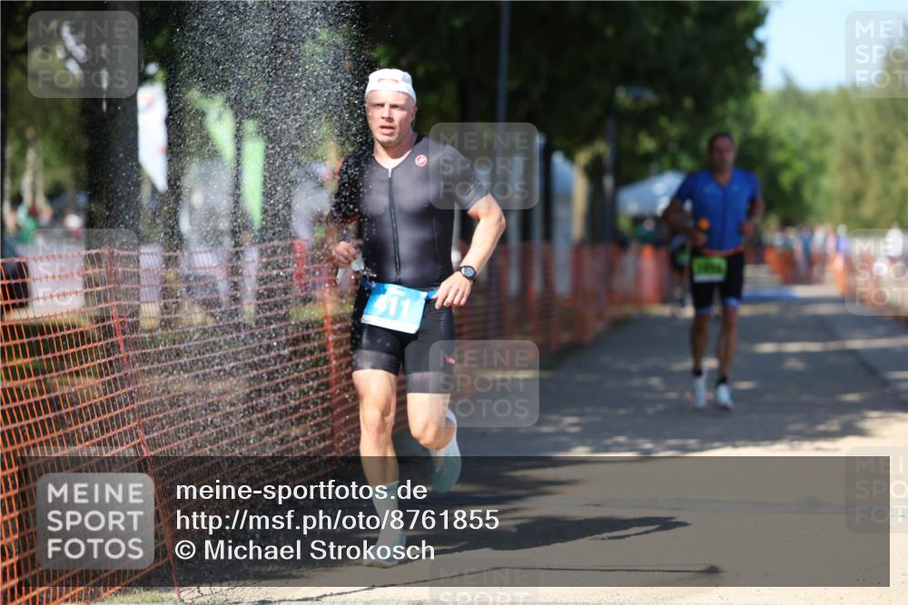 07.09.2025 - 19. Norderstedt Triathlon Michael Strokosch http://msf.ph/oto/8761855 07.09.2025 15:00:05 Laufen 411, 1012 meine-sportfotos.de