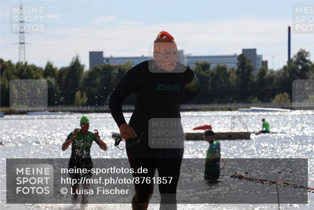 07.09.2025 - 19. Norderstedt Triathlon Luisa Fischer http://msf.ph/oto/8761857 07.09.2025 14:22:41 Schwimmen 408, 443, 454, 457, 459, 1484, 1489 meine-sportfotos.de