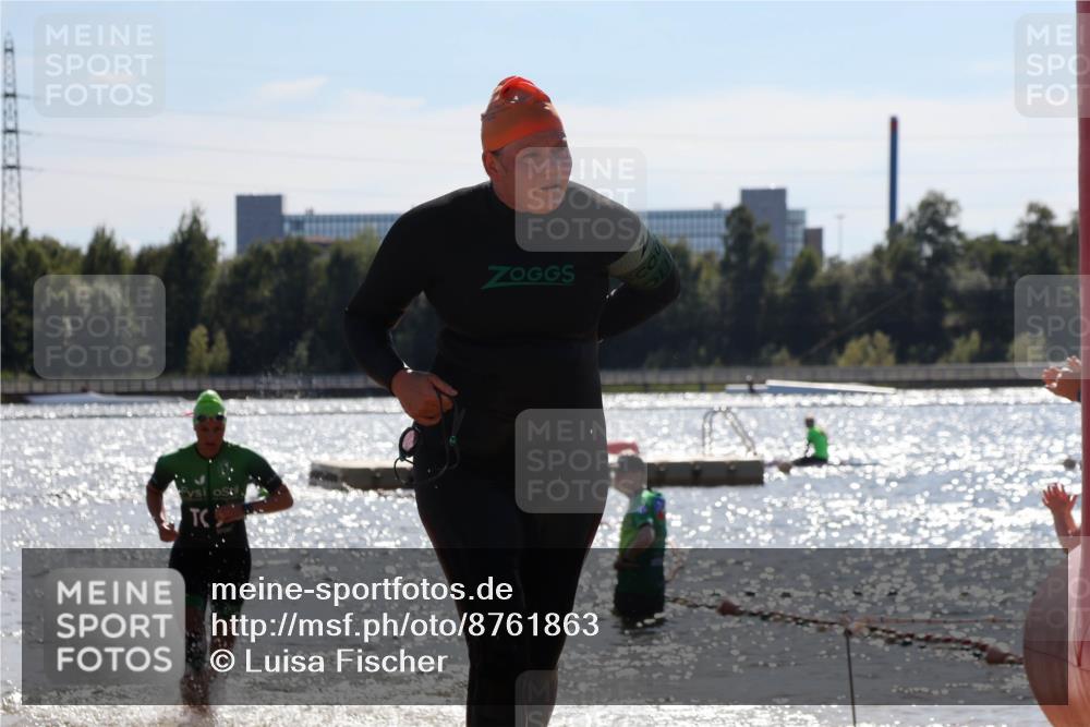 07.09.2025 - 19. Norderstedt Triathlon Luisa Fischer http://msf.ph/oto/8761863 07.09.2025 14:22:41 Schwimmen 408, 443, 454, 457, 459, 1484, 1489 meine-sportfotos.de