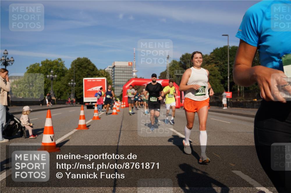 07.09.2025 - BARMER Alsterlauf Yannick Fuchs http://msf.ph/oto/8761871 07.09.2025 09:40:52 Laufen 1563, 4651 meine-sportfotos.de
