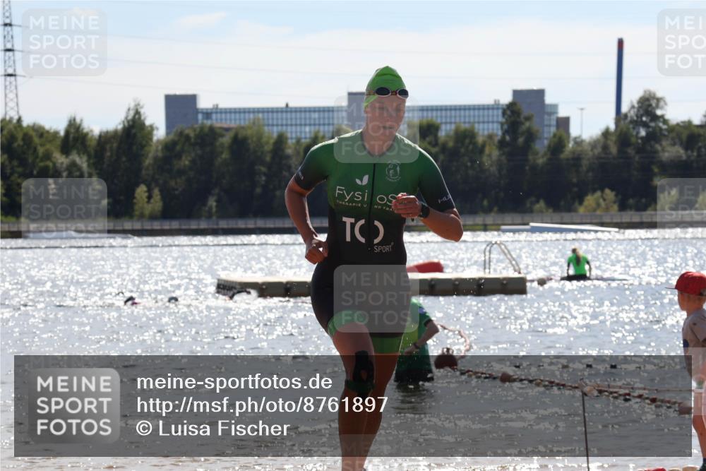 07.09.2025 - 19. Norderstedt Triathlon Luisa Fischer http://msf.ph/oto/8761897 07.09.2025 14:22:45 Schwimmen 408, 443, 454, 457, 459, 1484, 1489 meine-sportfotos.de