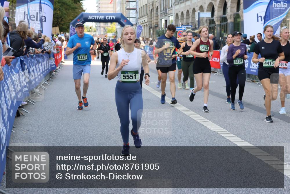 07.09.2025 - BARMER Alsterlauf Strokosch-Dieckow http://msf.ph/oto/8761905 07.09.2025 10:12:38 Ziel 2007, 2049, 2077, 2560, 2649, 2707, 3012, 3013, 3125, 3182, 3353, 3580, 3640, 4397, 4462, 4571, 4572, 4577, 4686, 4789, 4950, 5919, 5974, 5975, 6050, 8046, 8058, 8060 meine-sportfotos.de