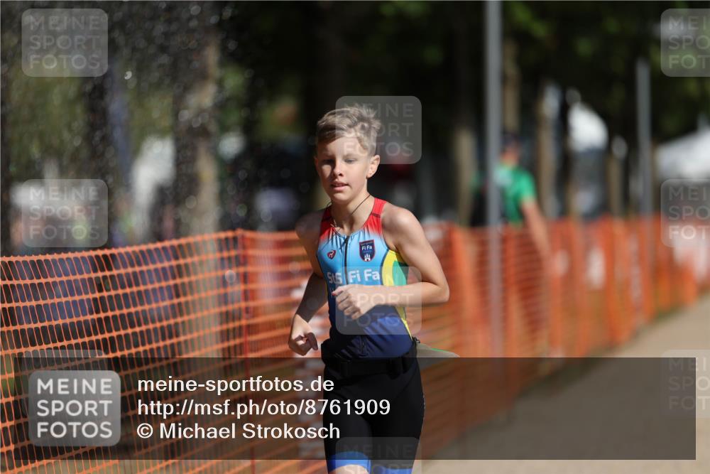 07.09.2025 - 19. Norderstedt Triathlon Michael Strokosch http://msf.ph/oto/8761909 07.09.2025 11:15:08 Laufen 98 meine-sportfotos.de