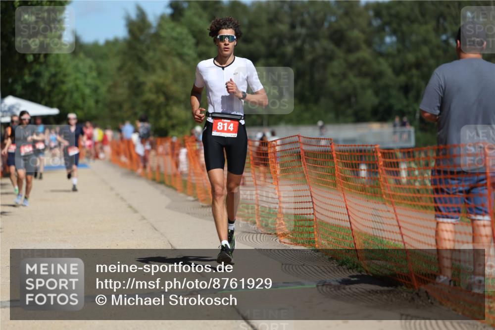 07.09.2025 - 19. Norderstedt Triathlon Michael Strokosch http://msf.ph/oto/8761929 07.09.2025 12:56:13 Laufen 212, 814, 1234, 1249, 1387 meine-sportfotos.de