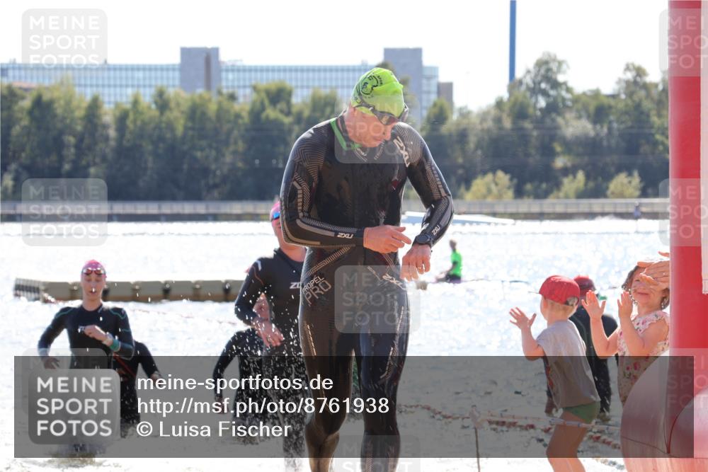 07.09.2025 - 19. Norderstedt Triathlon Luisa Fischer http://msf.ph/oto/8761938 07.09.2025 14:23:27 Schwimmen 437, 453, 1490 meine-sportfotos.de