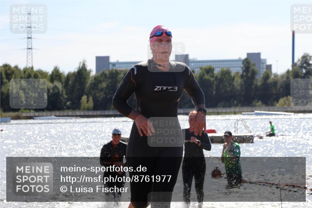 07.09.2025 - 19. Norderstedt Triathlon Luisa Fischer http://msf.ph/oto/8761977 07.09.2025 14:23:30 Schwimmen 437, 453, 1424, 1486, 1490 meine-sportfotos.de
