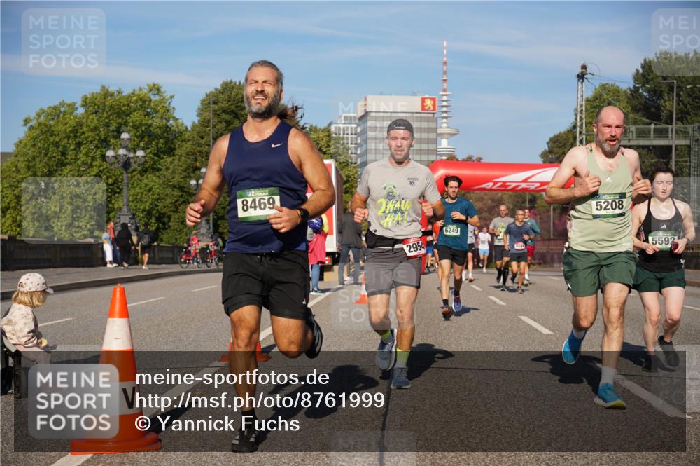 07.09.2025 - BARMER Alsterlauf Yannick Fuchs http://msf.ph/oto/8761999 07.09.2025 09:40:55 Laufen 8469, 10, 5208, 2954, 6249, 6244, 5592 meine-sportfotos.de