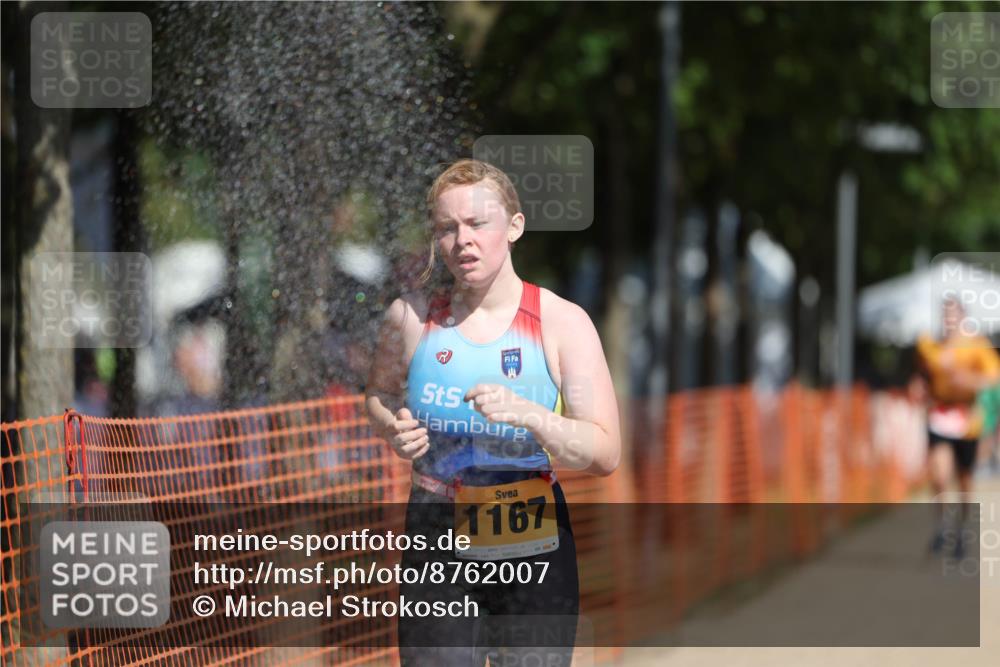 07.09.2025 - 19. Norderstedt Triathlon Michael Strokosch http://msf.ph/oto/8762007 07.09.2025 12:08:24 Laufen 149, 1167, 1210 meine-sportfotos.de