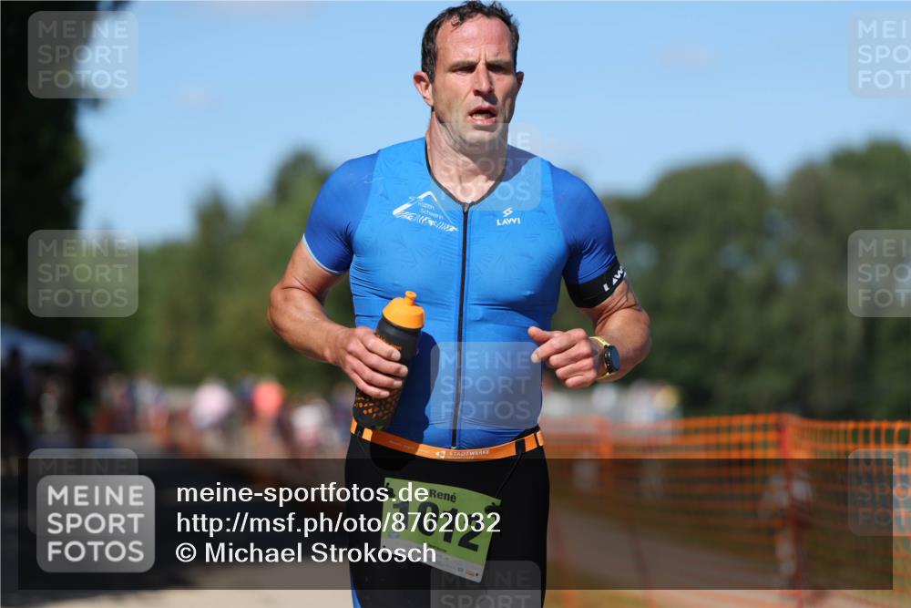 07.09.2025 - 19. Norderstedt Triathlon Michael Strokosch http://msf.ph/oto/8762032 07.09.2025 15:00:09 Laufen 411, 1012 meine-sportfotos.de