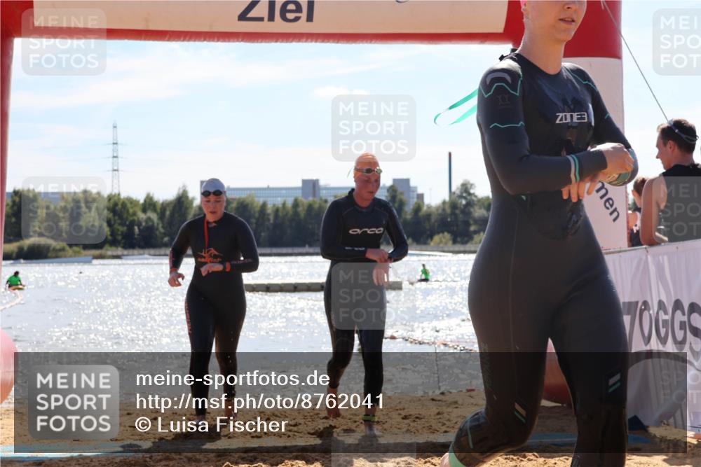 07.09.2025 - 19. Norderstedt Triathlon Luisa Fischer http://msf.ph/oto/8762041 07.09.2025 14:23:35 Schwimmen 437, 453, 1424, 1486, 1490 meine-sportfotos.de