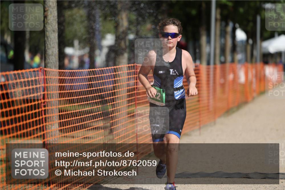 07.09.2025 - 19. Norderstedt Triathlon Michael Strokosch http://msf.ph/oto/8762059 07.09.2025 11:15:34 Laufen 122 meine-sportfotos.de