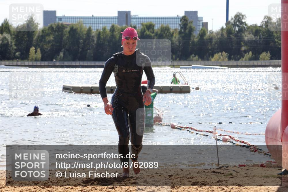 07.09.2025 - 19. Norderstedt Triathlon Luisa Fischer http://msf.ph/oto/8762089 07.09.2025 14:25:37 Schwimmen 464 meine-sportfotos.de