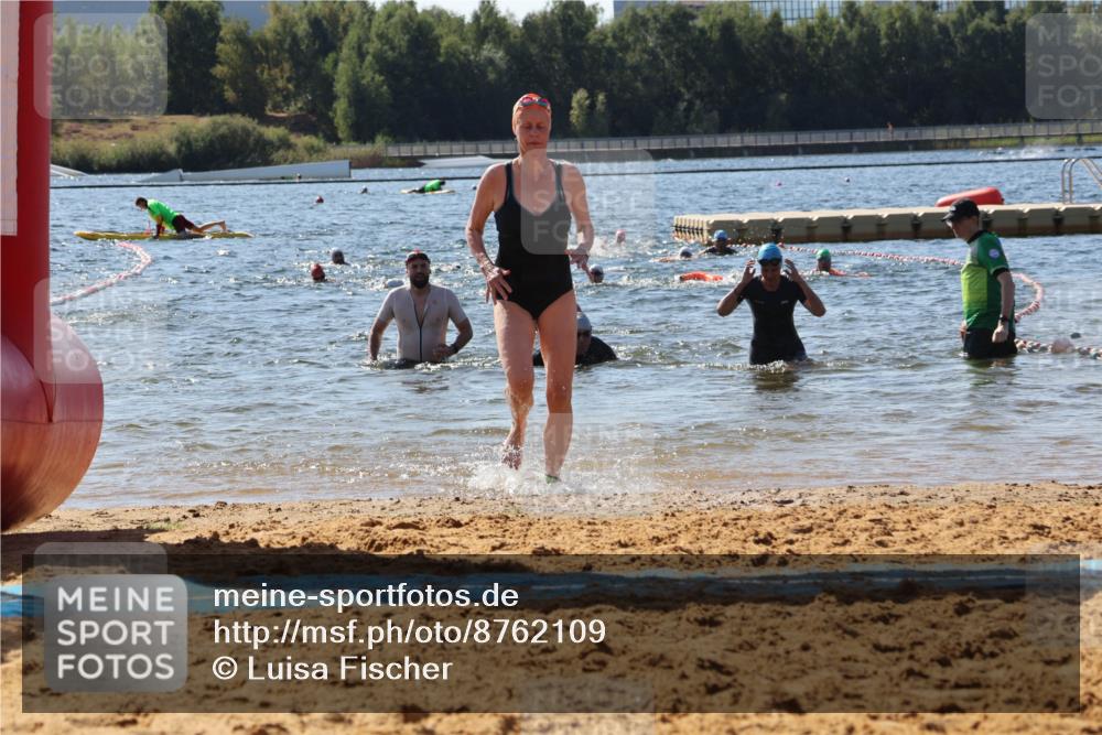 07.09.2025 - 19. Norderstedt Triathlon Luisa Fischer http://msf.ph/oto/8762109 07.09.2025 12:10:47 Schwimmen 262, 266, 759, 1214, 1262, 1269, 1362, 1477 meine-sportfotos.de
