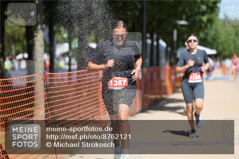 07.09.2025 - 19. Norderstedt Triathlon Michael Strokosch http://msf.ph/oto/8762121 07.09.2025 12:56:19 Laufen 814, 1234, 1241, 1249, 1351, 1387 meine-sportfotos.de