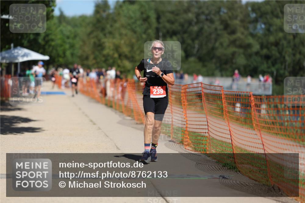 07.09.2025 - 19. Norderstedt Triathlon Michael Strokosch http://msf.ph/oto/8762133 07.09.2025 13:17:57 Laufen 157, 239, 1216 meine-sportfotos.de