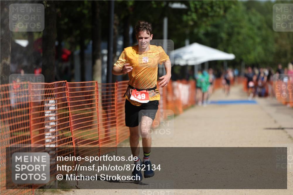 07.09.2025 - 19. Norderstedt Triathlon Michael Strokosch http://msf.ph/oto/8762134 07.09.2025 12:08:29 Laufen 149, 837 meine-sportfotos.de