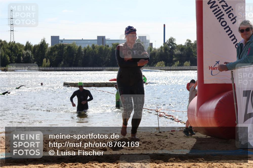 07.09.2025 - 19. Norderstedt Triathlon Luisa Fischer http://msf.ph/oto/8762169 07.09.2025 14:26:00 Schwimmen 1492, 1509 meine-sportfotos.de