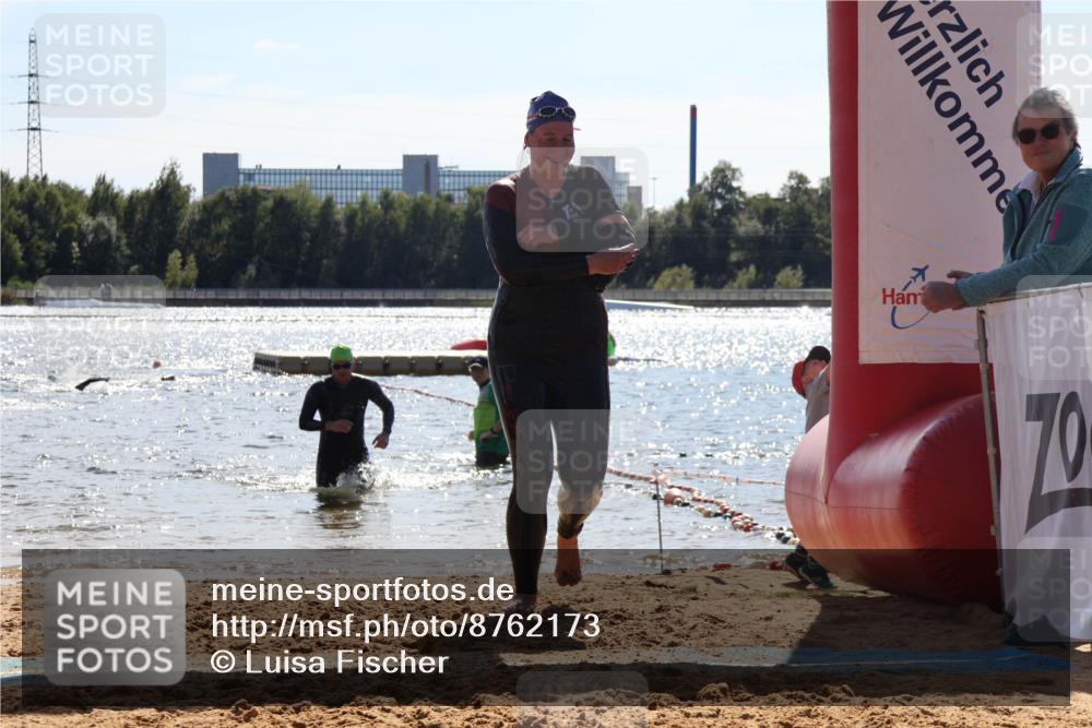 07.09.2025 - 19. Norderstedt Triathlon Luisa Fischer http://msf.ph/oto/8762173 07.09.2025 14:26:00 Schwimmen 1492, 1509 meine-sportfotos.de