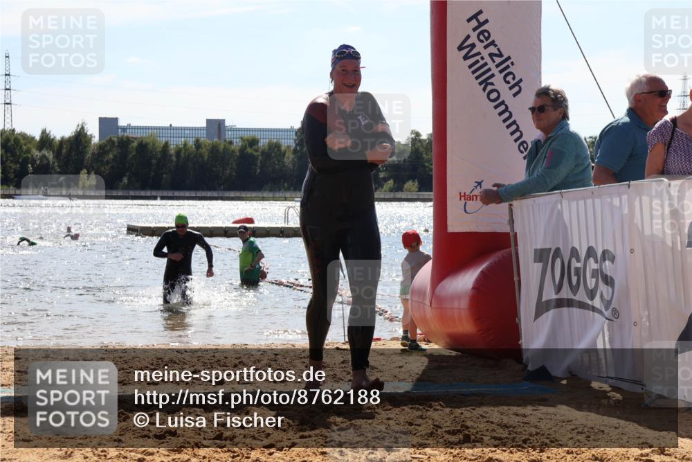 07.09.2025 - 19. Norderstedt Triathlon Luisa Fischer http://msf.ph/oto/8762188 07.09.2025 14:26:01 Schwimmen 1492, 1509 meine-sportfotos.de