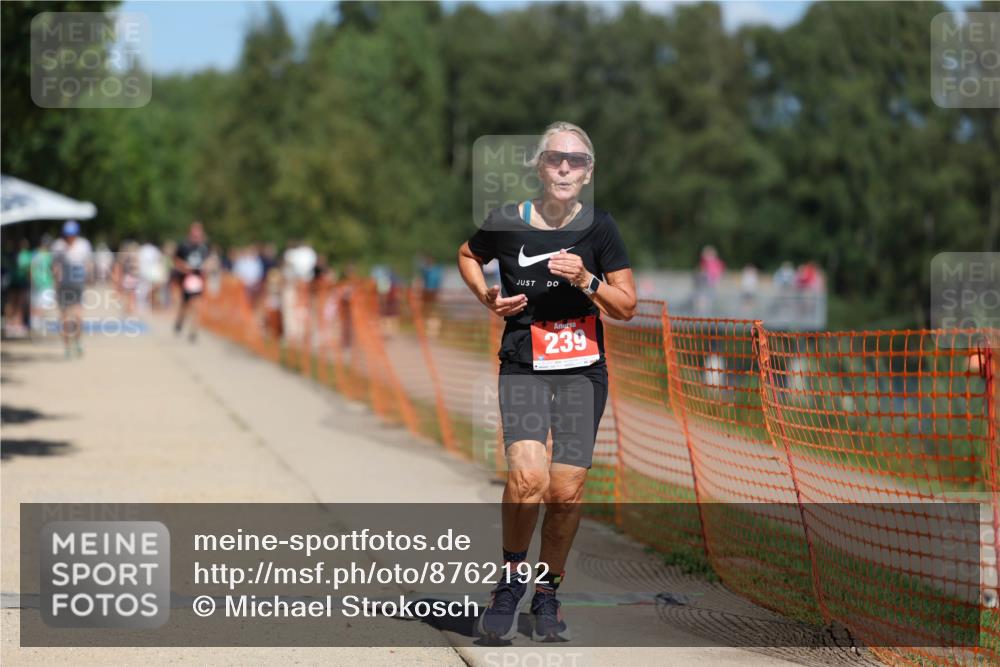 07.09.2025 - 19. Norderstedt Triathlon Michael Strokosch http://msf.ph/oto/8762192 07.09.2025 13:17:58 Laufen 239, 1216 meine-sportfotos.de