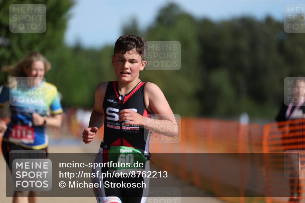 07.09.2025 - 19. Norderstedt Triathlon Michael Strokosch http://msf.ph/oto/8762213 07.09.2025 10:46:32 Laufen 60, 1112 meine-sportfotos.de