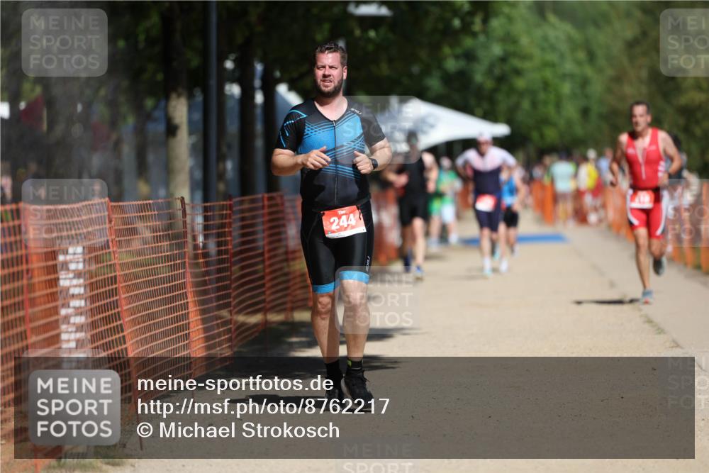 07.09.2025 - 19. Norderstedt Triathlon Michael Strokosch http://msf.ph/oto/8762217 07.09.2025 12:56:27 Laufen 244, 816, 1351, 1373 meine-sportfotos.de