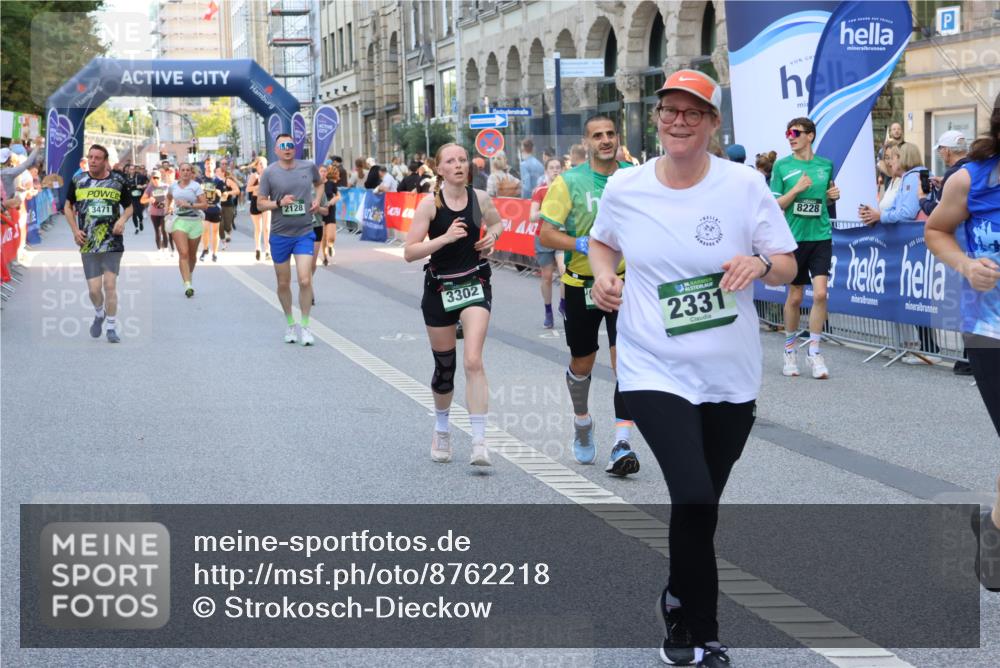 07.09.2025 - BARMER Alsterlauf Strokosch-Dieckow http://msf.ph/oto/8762218 07.09.2025 10:12:26 Ziel 2041, 2049, 2432, 2462, 2649, 3182, 3353, 3448, 3486, 3580, 3880, 3973, 4100, 4136, 4280, 4397, 4462, 4571, 4572, 4789, 4792, 4852, 5732, 5865, 5897, 5919, 8046, 8058, 8060, 8061, 8125, 8357 meine-sportfotos.de