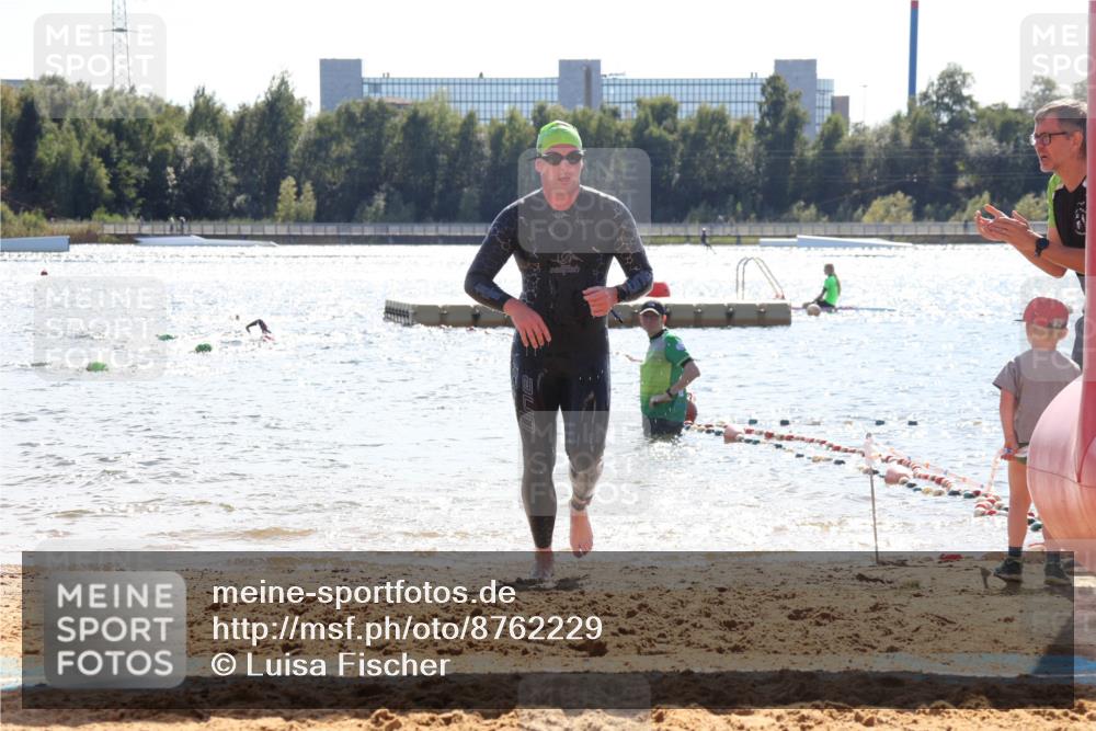 07.09.2025 - 19. Norderstedt Triathlon Luisa Fischer http://msf.ph/oto/8762229 07.09.2025 14:26:05 Schwimmen 1492, 1509 meine-sportfotos.de