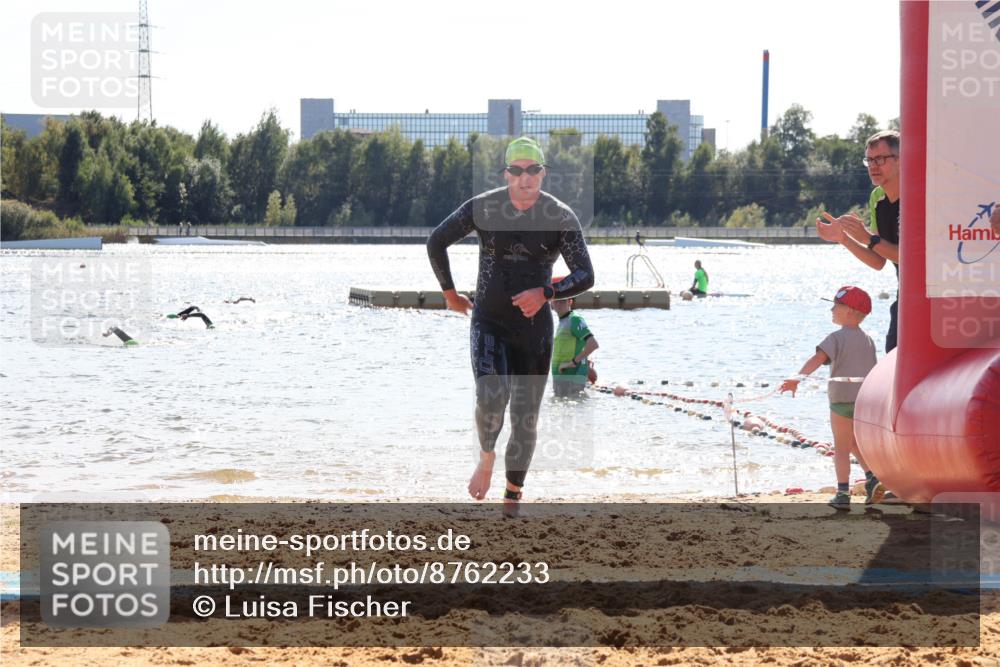 07.09.2025 - 19. Norderstedt Triathlon Luisa Fischer http://msf.ph/oto/8762233 07.09.2025 14:26:05 Schwimmen 1492, 1509 meine-sportfotos.de