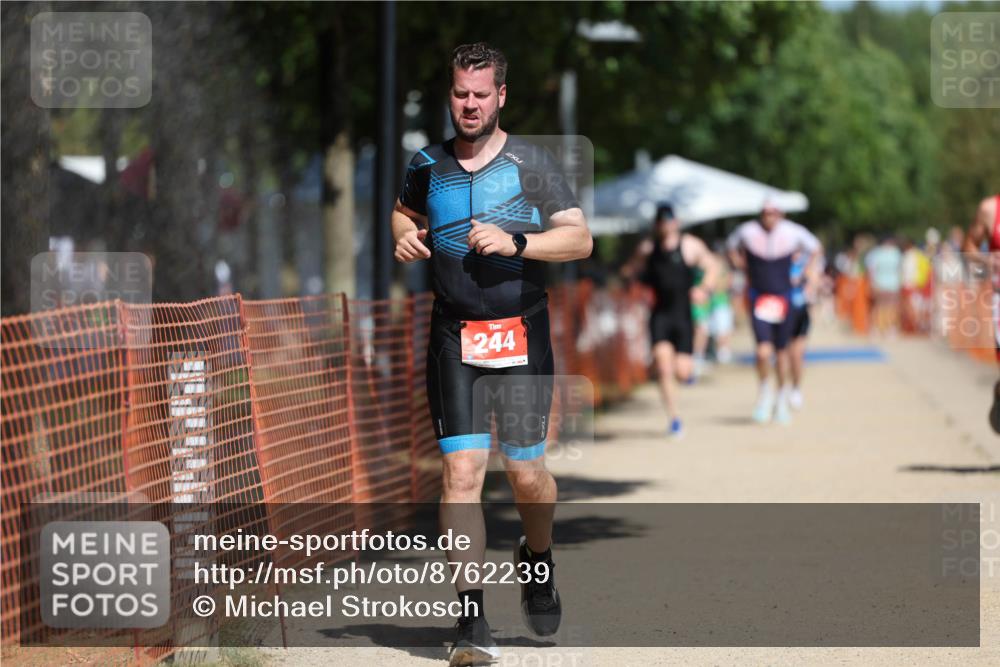 07.09.2025 - 19. Norderstedt Triathlon Michael Strokosch http://msf.ph/oto/8762239 07.09.2025 12:56:29 Laufen 244, 816, 1373 meine-sportfotos.de