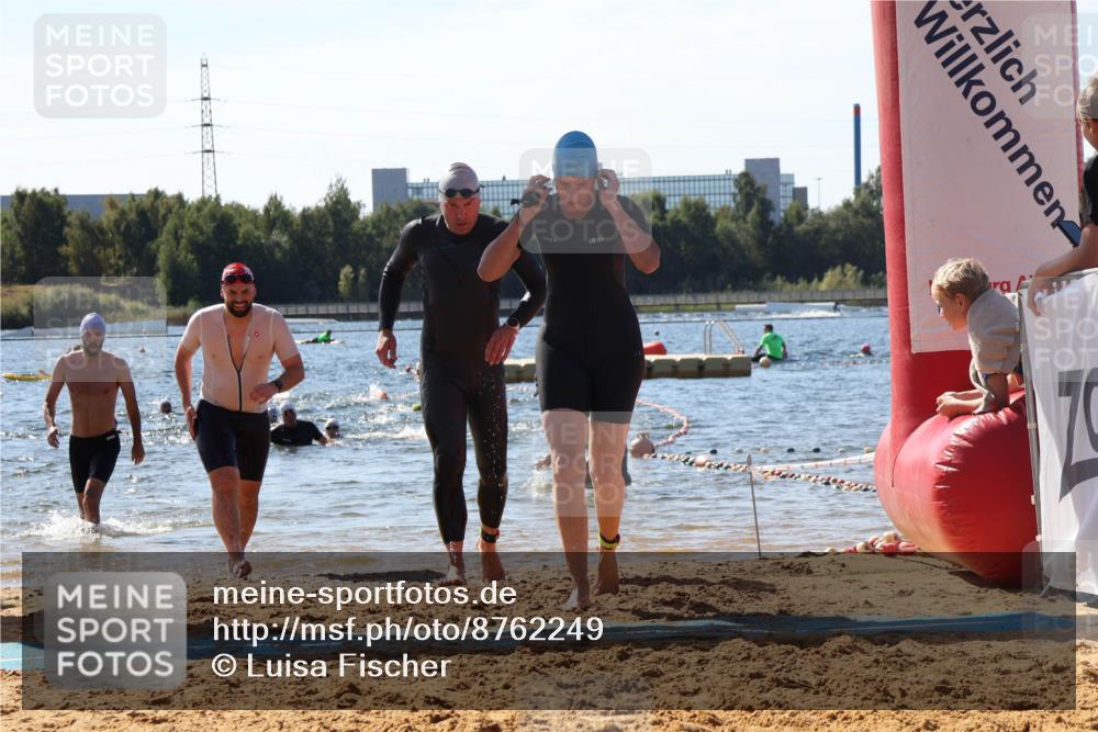 07.09.2025 - 19. Norderstedt Triathlon Luisa Fischer http://msf.ph/oto/8762249 07.09.2025 12:10:59 Schwimmen 145, 183, 1283, 1362 meine-sportfotos.de