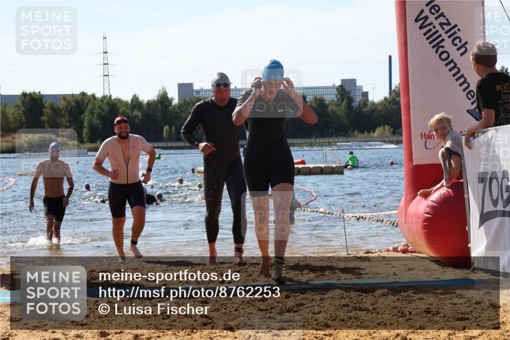 07.09.2025 - 19. Norderstedt Triathlon Luisa Fischer http://msf.ph/oto/8762253 07.09.2025 12:10:59 Schwimmen 145, 183, 1283, 1362 meine-sportfotos.de