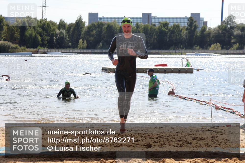 07.09.2025 - 19. Norderstedt Triathlon Luisa Fischer http://msf.ph/oto/8762271 07.09.2025 14:26:32 Schwimmen 1488 meine-sportfotos.de