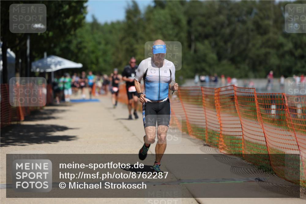 07.09.2025 - 19. Norderstedt Triathlon Michael Strokosch http://msf.ph/oto/8762287 07.09.2025 13:18:09 Laufen 241 meine-sportfotos.de