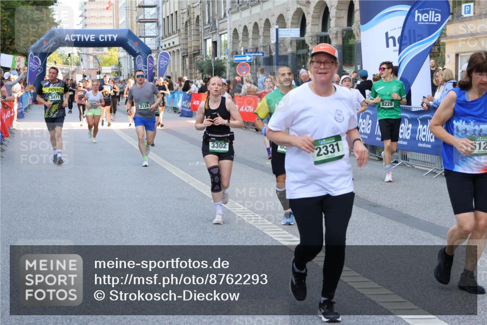 07.09.2025 - BARMER Alsterlauf Strokosch-Dieckow http://msf.ph/oto/8762293 07.09.2025 10:12:26 Ziel 2041, 2049, 2432, 2462, 2649, 3182, 3353, 3448, 3486, 3580, 3880, 3973, 4100, 4136, 4280, 4397, 4462, 4571, 4572, 4789, 4792, 4852, 5732, 5865, 5897, 5919, 8046, 8058, 8060, 8061, 8125, 8357 meine-sportfotos.de