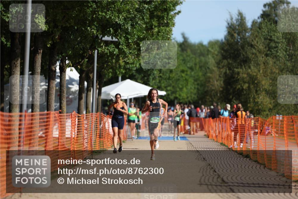 07.09.2025 - 19. Norderstedt Triathlon Michael Strokosch http://msf.ph/oto/8762300 07.09.2025 10:46:45 Laufen 646 meine-sportfotos.de