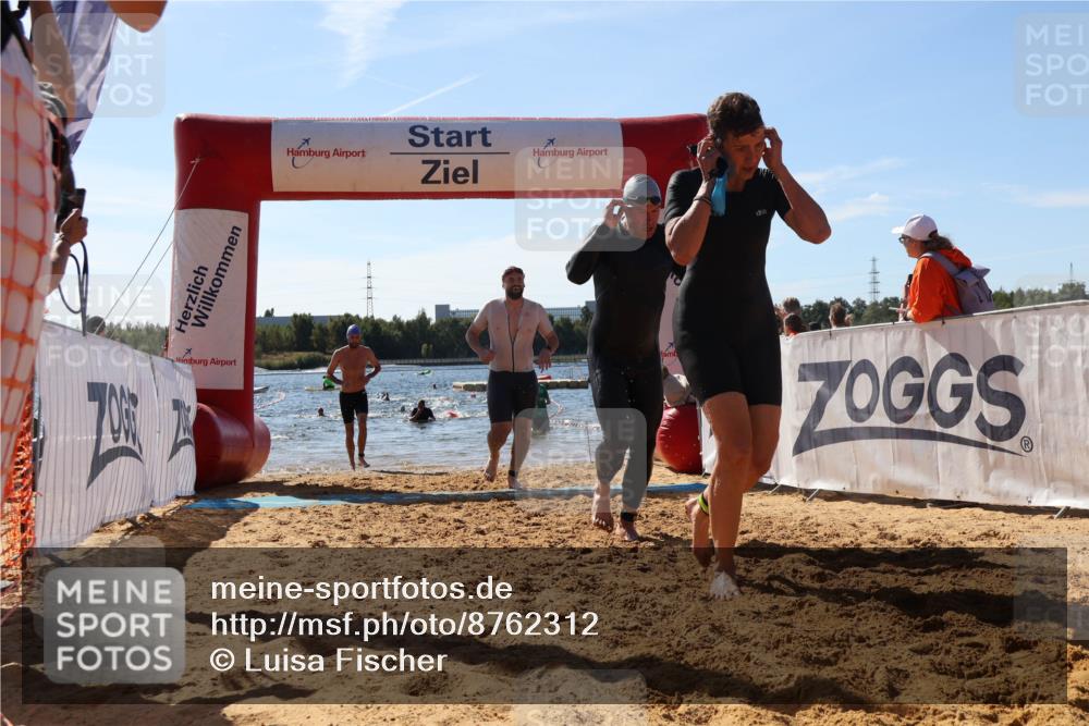 07.09.2025 - 19. Norderstedt Triathlon Luisa Fischer http://msf.ph/oto/8762312 07.09.2025 12:11:02 Schwimmen 145, 183, 1238, 1283, 1362 meine-sportfotos.de