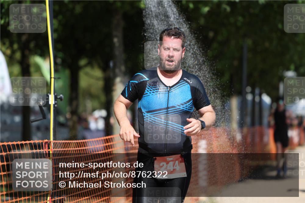 07.09.2025 - 19. Norderstedt Triathlon Michael Strokosch http://msf.ph/oto/8762322 07.09.2025 12:56:32 Laufen 244, 754, 816, 1373 meine-sportfotos.de