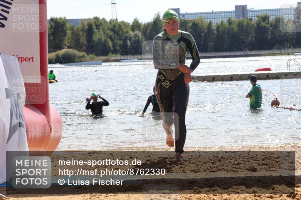 07.09.2025 - 19. Norderstedt Triathlon Luisa Fischer http://msf.ph/oto/8762330 07.09.2025 14:26:41 Schwimmen 448, 1488 meine-sportfotos.de