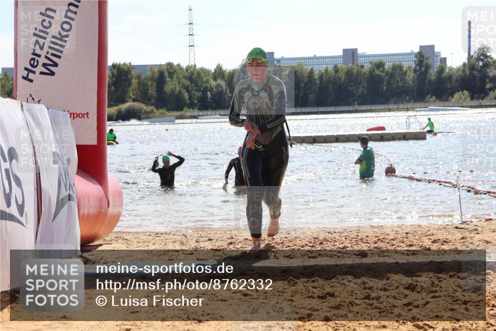 07.09.2025 - 19. Norderstedt Triathlon Luisa Fischer http://msf.ph/oto/8762332 07.09.2025 14:26:42 Schwimmen 448, 1488 meine-sportfotos.de
