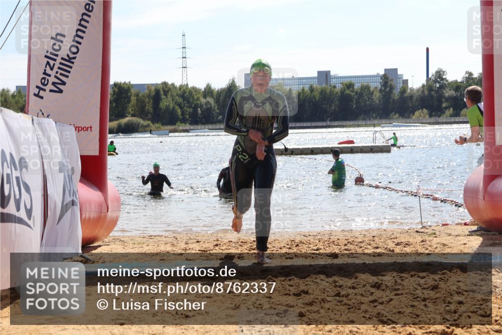 07.09.2025 - 19. Norderstedt Triathlon Luisa Fischer http://msf.ph/oto/8762337 07.09.2025 14:26:42 Schwimmen 448, 1488 meine-sportfotos.de