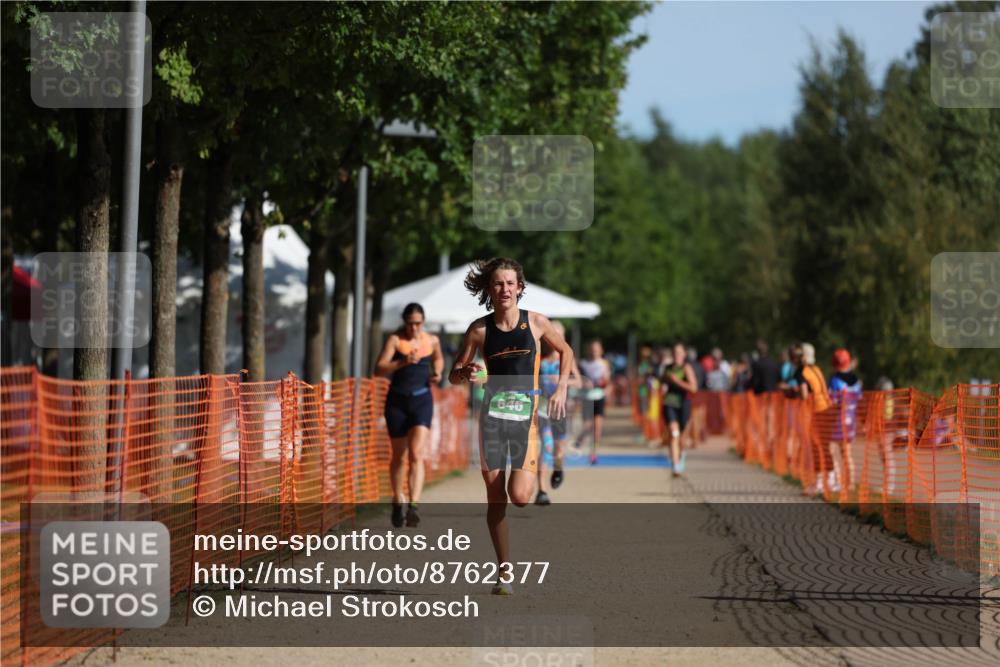 07.09.2025 - 19. Norderstedt Triathlon Michael Strokosch http://msf.ph/oto/8762377 07.09.2025 10:46:47 Laufen 646 meine-sportfotos.de