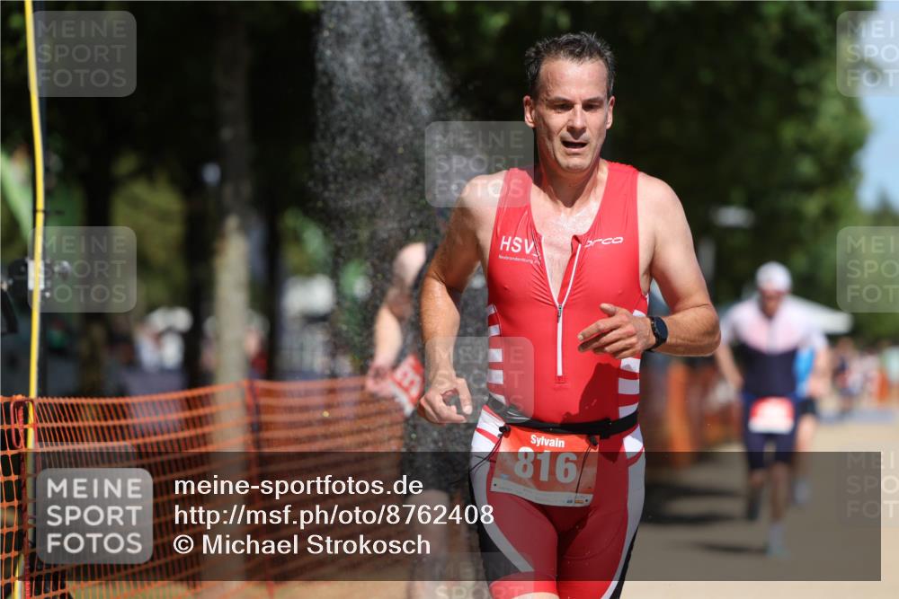 07.09.2025 - 19. Norderstedt Triathlon Michael Strokosch http://msf.ph/oto/8762408 07.09.2025 12:56:35 Laufen 244, 754, 816, 1243, 1373 meine-sportfotos.de