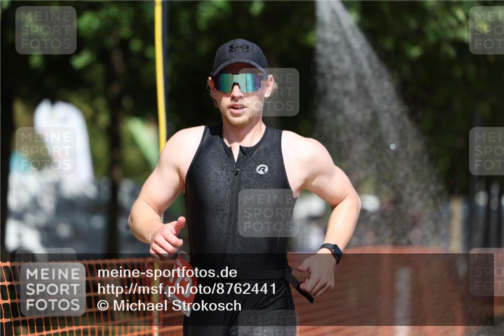 07.09.2025 - 19. Norderstedt Triathlon Michael Strokosch http://msf.ph/oto/8762441 07.09.2025 12:56:36 Laufen 754, 816, 1243, 1373 meine-sportfotos.de