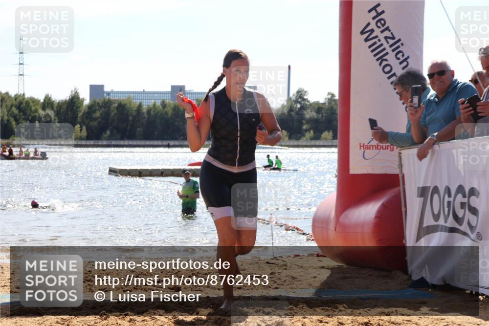 07.09.2025 - 19. Norderstedt Triathlon Luisa Fischer http://msf.ph/oto/8762453 07.09.2025 14:28:33 Schwimmen 461 meine-sportfotos.de