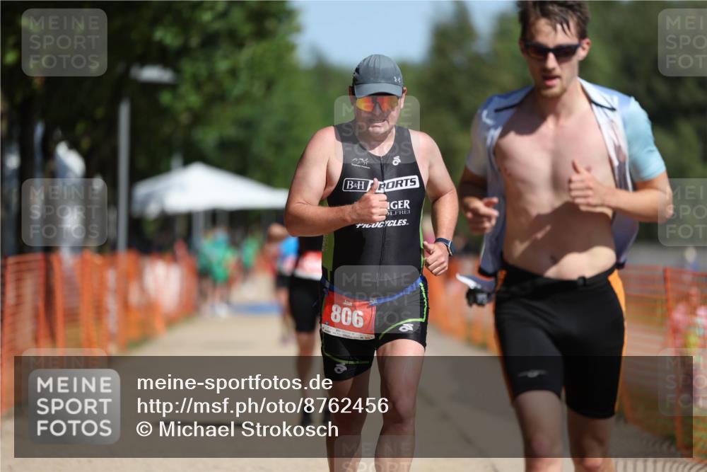 07.09.2025 - 19. Norderstedt Triathlon Michael Strokosch http://msf.ph/oto/8762456 07.09.2025 12:08:53 Laufen 185, 253, 806, 1244 meine-sportfotos.de