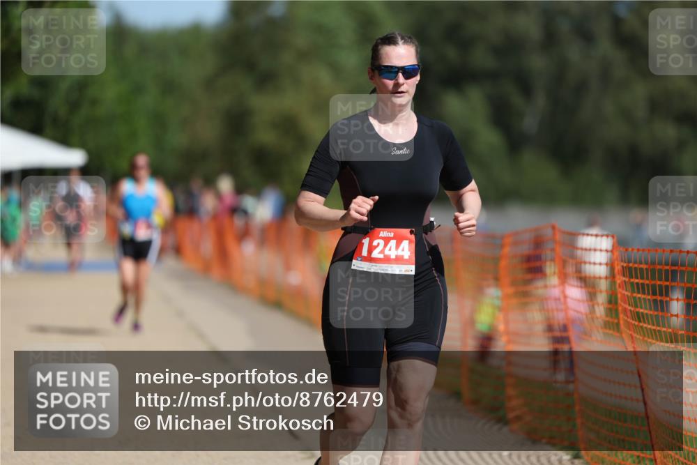 07.09.2025 - 19. Norderstedt Triathlon Michael Strokosch http://msf.ph/oto/8762479 07.09.2025 12:08:57 Laufen 185, 793, 806, 1244 meine-sportfotos.de