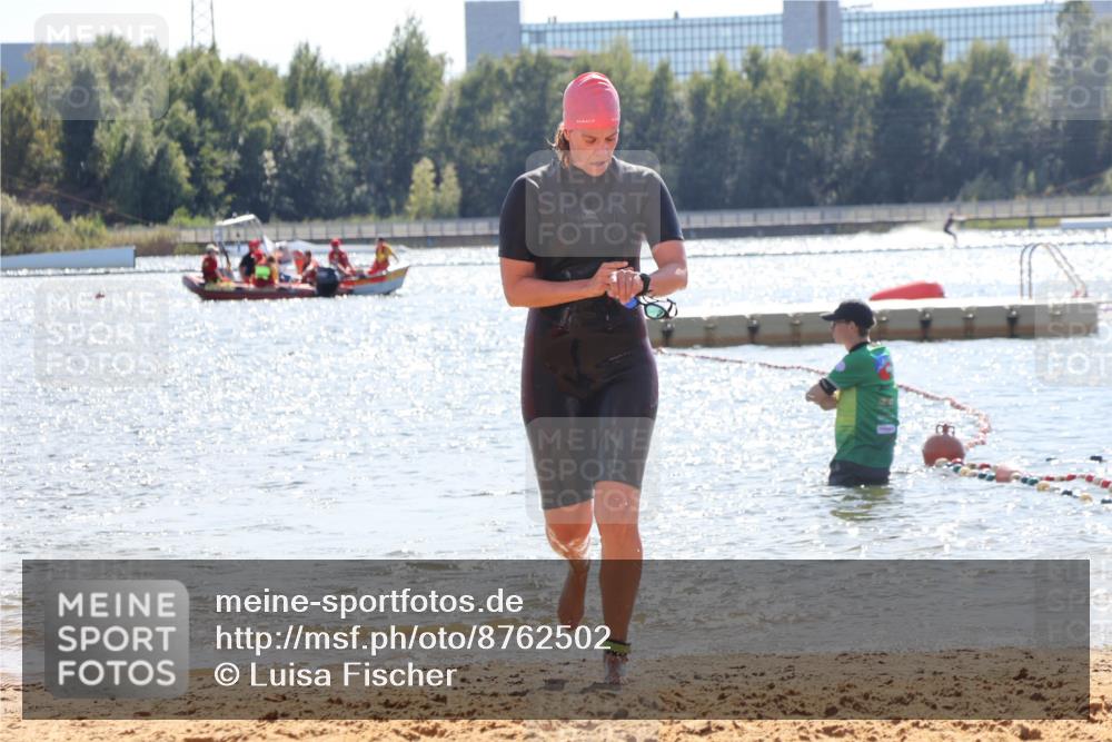 07.09.2025 - 19. Norderstedt Triathlon Luisa Fischer http://msf.ph/oto/8762502 07.09.2025 14:28:45 Schwimmen 387, 461 meine-sportfotos.de