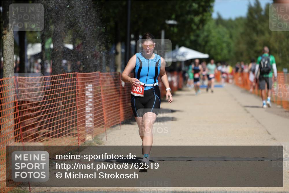 07.09.2025 - 19. Norderstedt Triathlon Michael Strokosch http://msf.ph/oto/8762519 07.09.2025 12:56:40 Laufen 754, 1243 meine-sportfotos.de